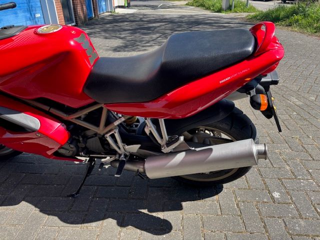ducati - st-4