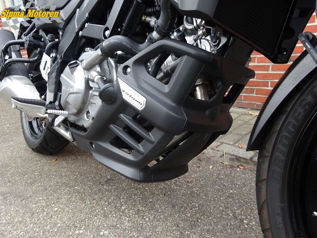 suzuki - v-strom-650-xta