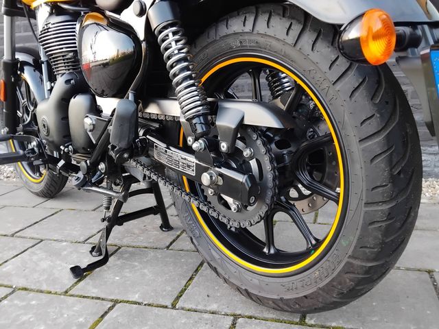 royal-enfield - meteor-350