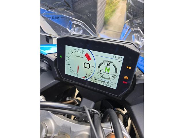suzuki - gsx-s-1000-gt