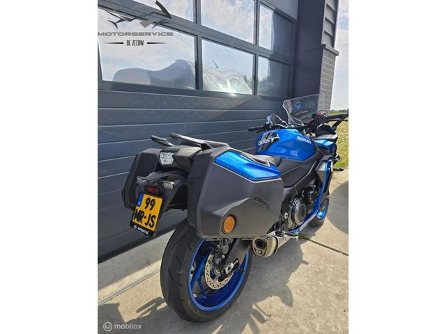 suzuki - gsx-s-1000-gt