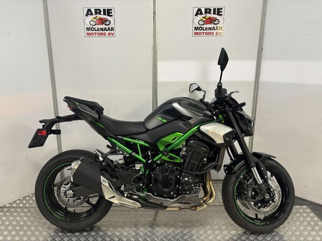 kawasaki - z900