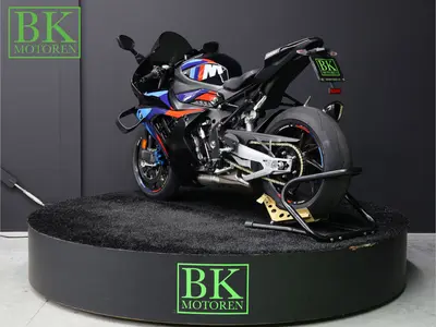 BMW M 1000 RR – foto 4