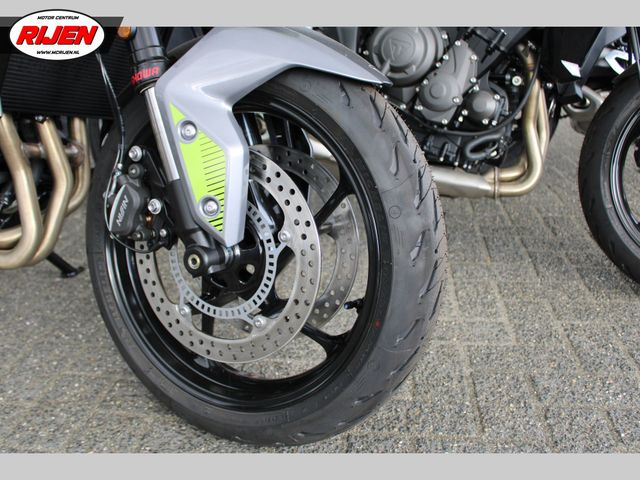 triumph - tiger-660