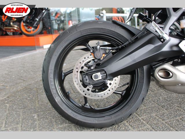 triumph - tiger-660