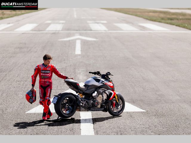 ducati - diavel-v4-rs