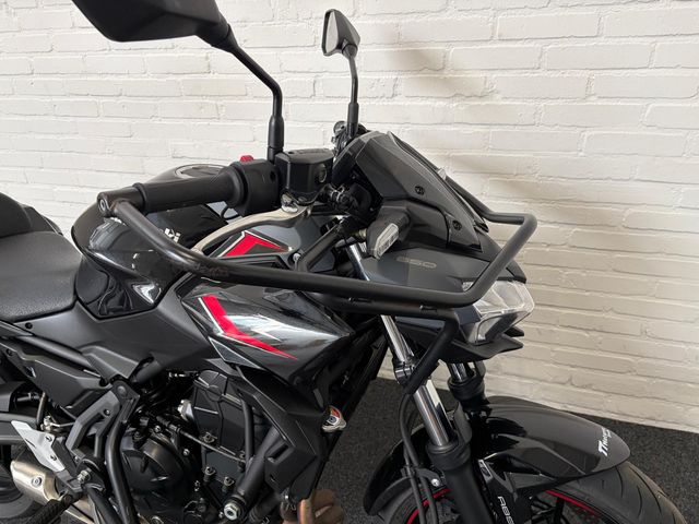 kawasaki - z650