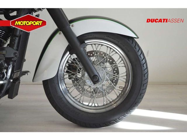 kawasaki - vn-900-classic