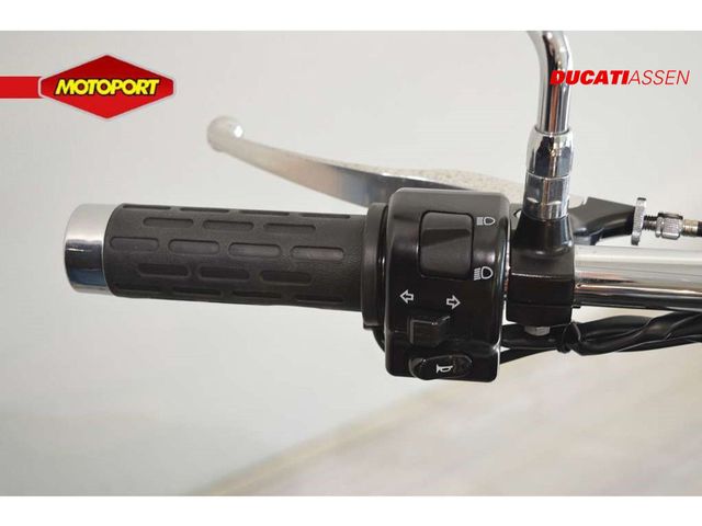 kawasaki - vn-900-classic