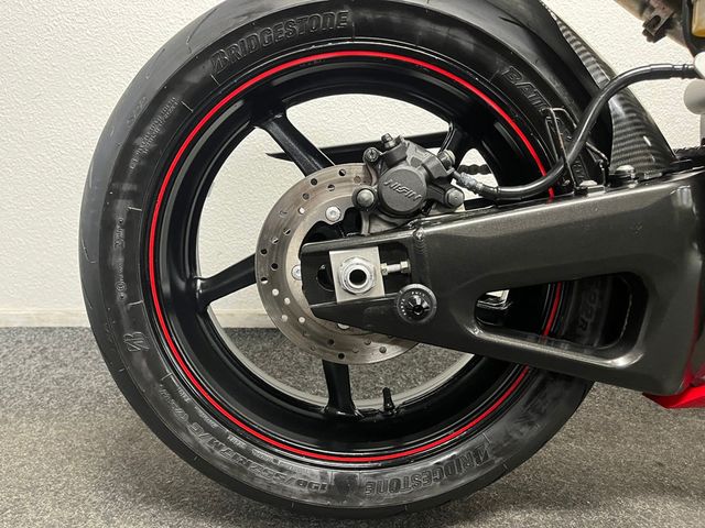 yamaha - yzf-r1
