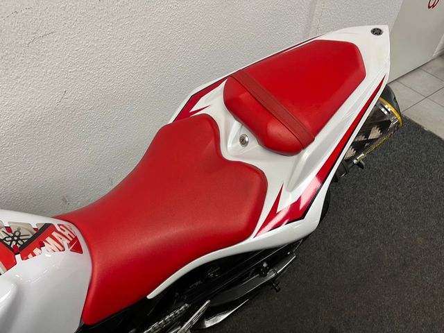 yamaha - yzf-r1