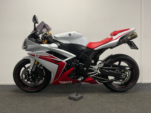 yamaha - yzf-r1