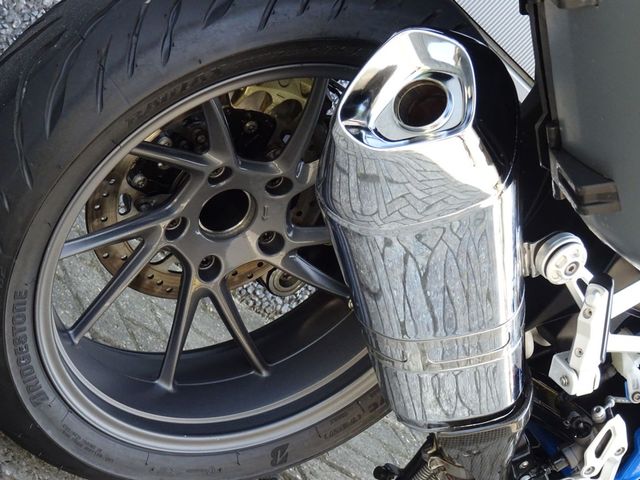 bmw - r-1200-r-abs