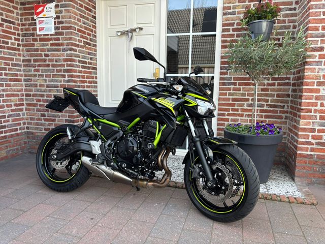 kawasaki - z650