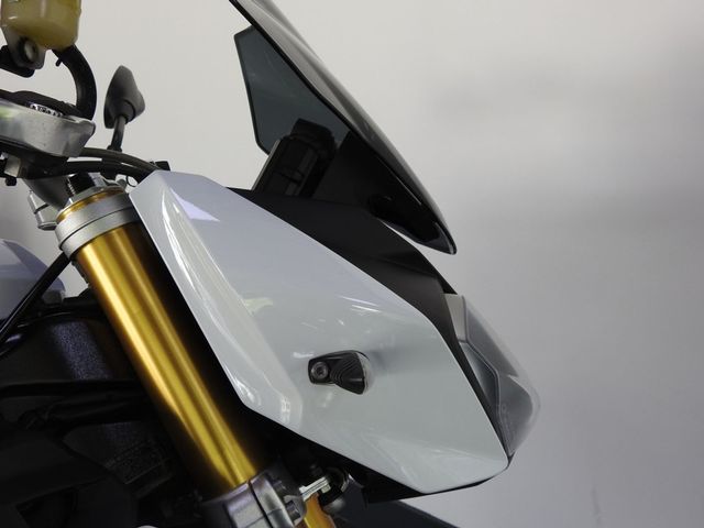 bmw - s-1000-r