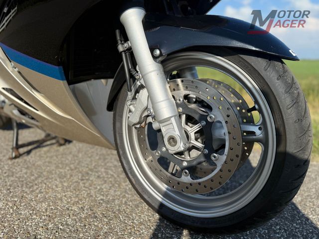 yamaha - fjr-1300