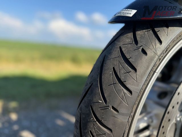 yamaha - fjr-1300
