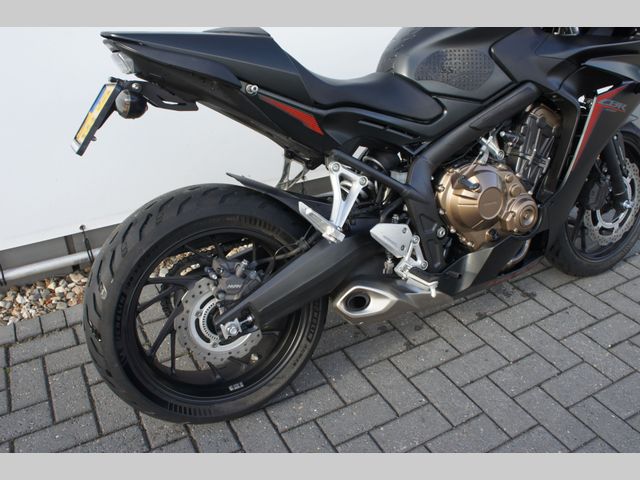 honda - cbr-650-f