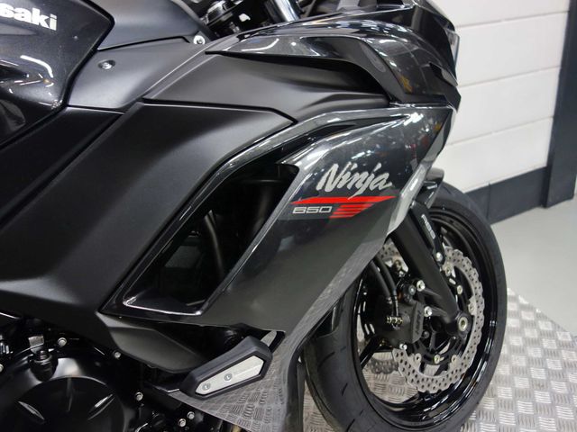 kawasaki - ninja-650