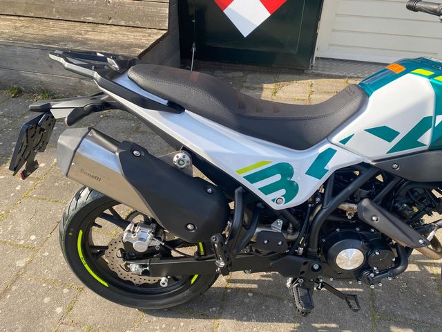 benelli - bkx-125-s