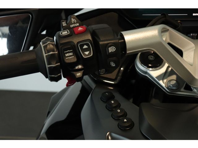 bmw - r-1300-rt