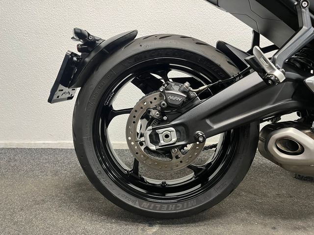 triumph - trident-660