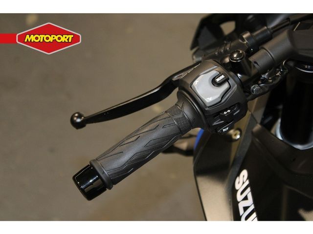 suzuki - gsx-8r
