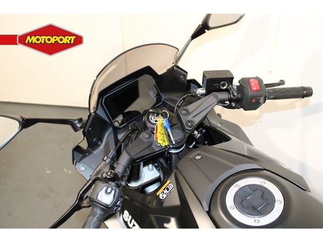 suzuki - gsx-8r