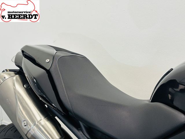 triumph - speed-triple-1050