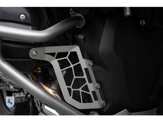 bmw - r-1300-gs-adventure-trophy