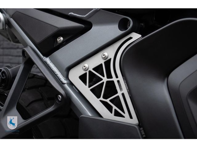 bmw - r-1300-gs-adventure-trophy