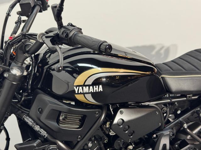 yamaha - xsr-700-abs