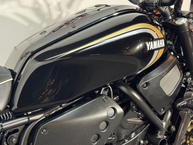 yamaha - xsr-700-abs