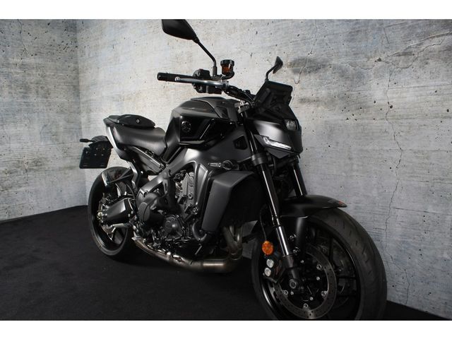 yamaha - mt-09-y-amt
