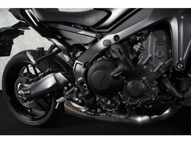 yamaha - mt-09-y-amt
