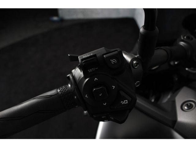 yamaha - mt-09-y-amt