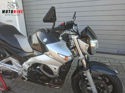 SUZUKI GSR 600 – foto 4