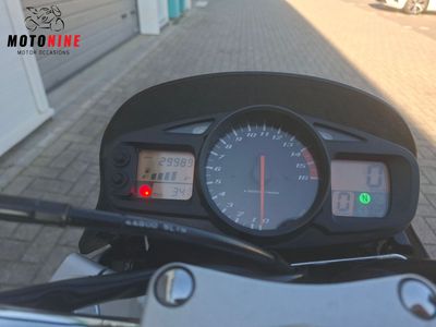 SUZUKI GSR 600 – foto 3