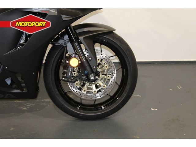 honda - cbr-600-rr