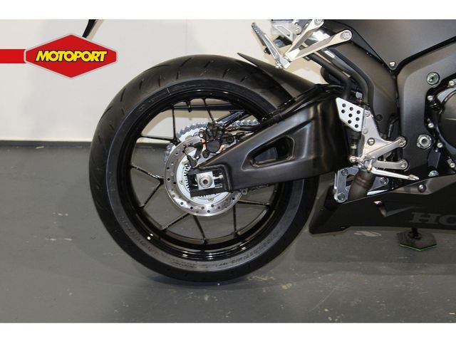honda - cbr-600-rr