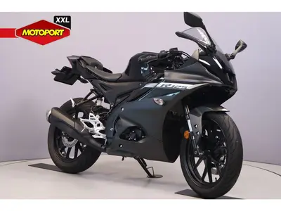 YAMAHA YZF R 125 – foto 2
