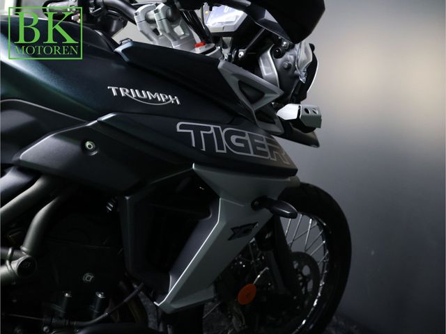 triumph - tiger-800-xca