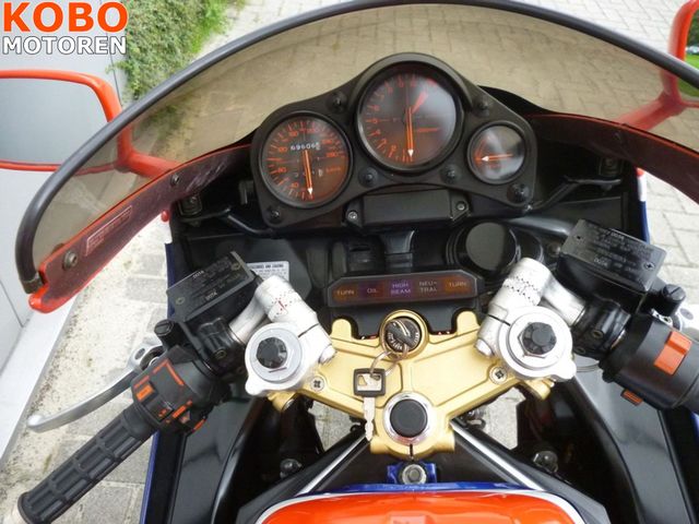 honda - vf-1000-r