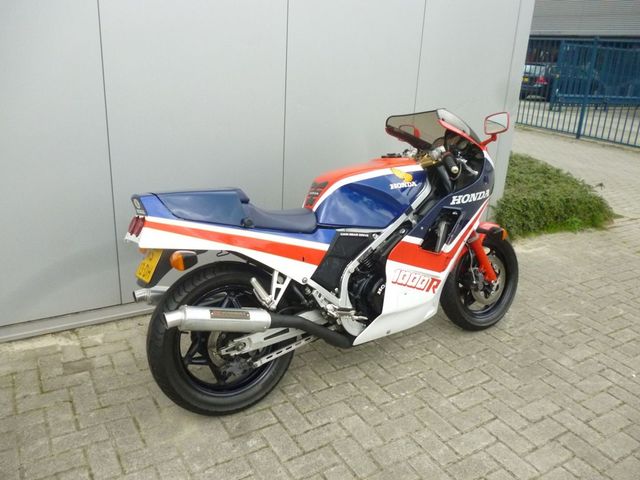 honda - vf-1000-r
