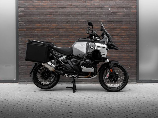 bmw - r-1300-gs-adventure-triple-black