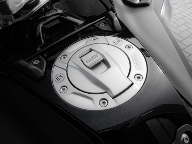 bmw - r-1300-gs-adventure-triple-black