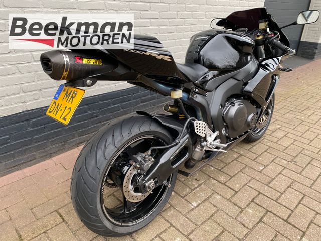 honda - cbr-1000-rr-fireblade