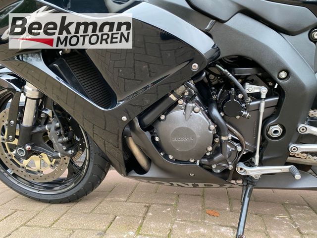 honda - cbr-1000-rr-fireblade