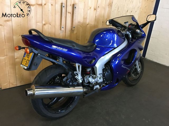triumph - sprint-st-955