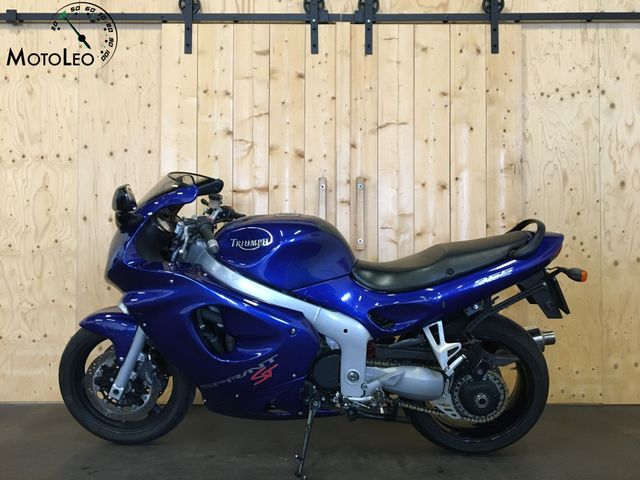 triumph - sprint-st-955